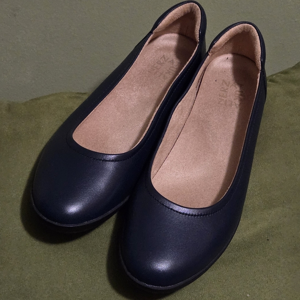 Naturalizer navy blue leather ballet flats Flexy classic women's size 10